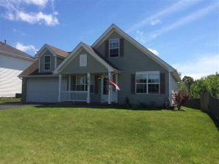 2948 Stowmarket Ave, Rockford, IL 61109-1782