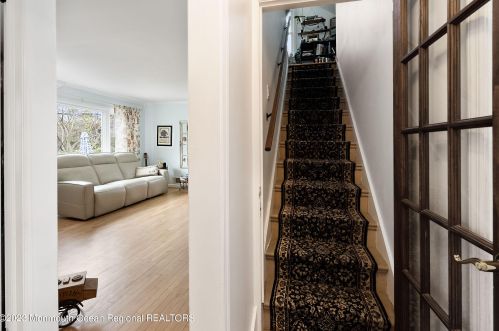 605 Front St, Tinton Falls NJ  07701-5515 exterior