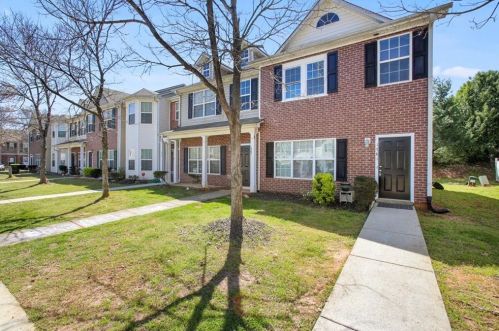 1781 Glen View Way, Hampton, GA 30228-6397