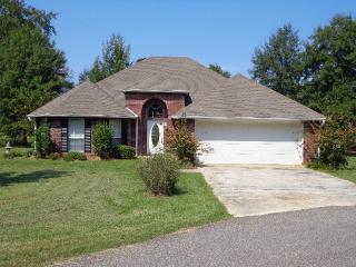806 Azalea Dr, Choctaw, MS 39350-3304