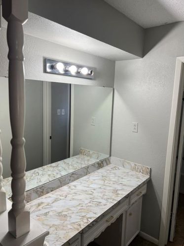 210 Stiles Dr, Midlothian TX  76065-3616 exterior