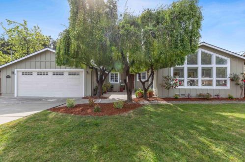 16236 Roseleaf Ln, Los Gatos, CA 95032-3611