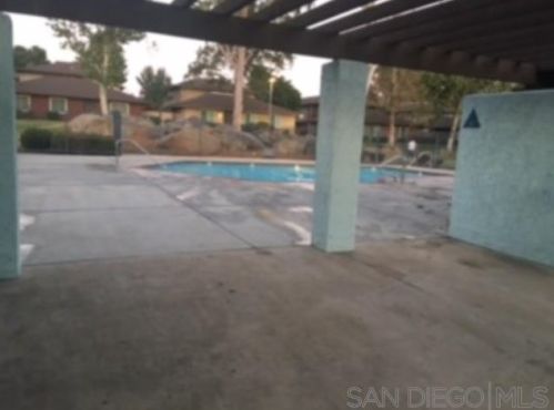1640 Summertime Dr, El Cajon, CA 92021-1066