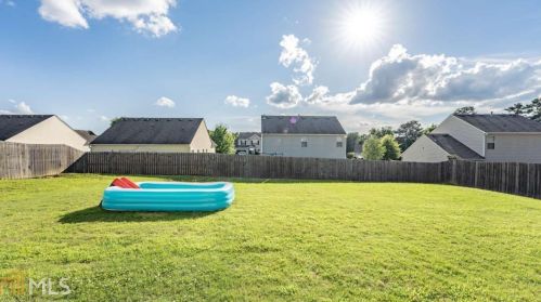 6043 Heisler St, Rex GA 30273-1590 exterior