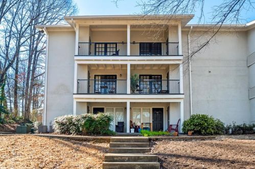 1150 Collier Rd, Atlanta GA  30318-0407 exterior