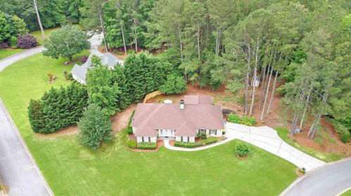 25 Lake Ridge Way, Newnan, GA 30263-3142