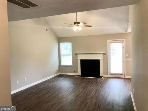 914 Chase Trl, Mcdonough GA  30253-4273 exterior
