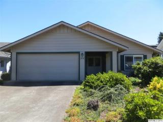 1814 Woodstock Cir, Salem, OR 97304-1214