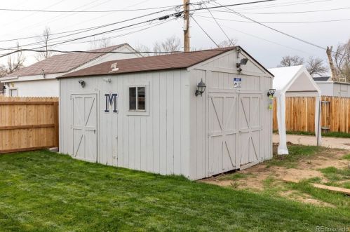 1733 Oakland St, Denver CO  80010-2823 exterior