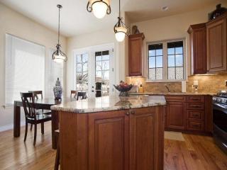 1935 Pearl St, Denver CO  80210-4040 exterior
