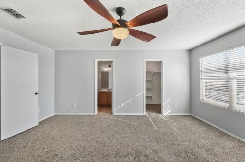 5024 Waterford Dr, Fort Worth TX  76179-4153 exterior