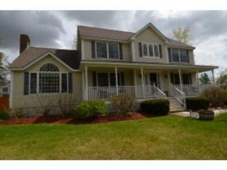 1 Lori Ln, Londonderry, NH 03053-2378
