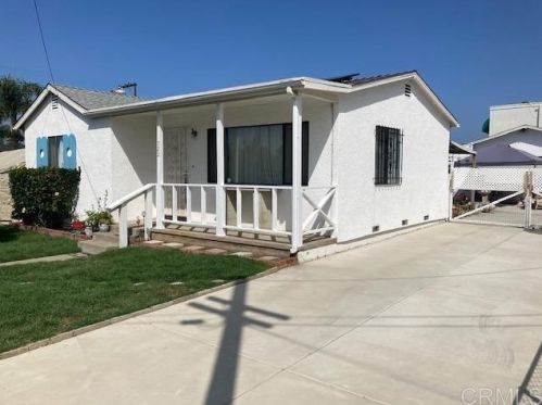 722 Arbuckle Pl, Carlsbad, CA 92008-1701
