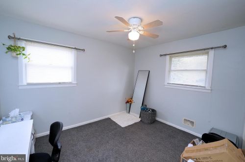 51 Sunset Blvd, Trenton NJ  08690-3950 exterior