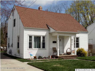 295 Broad St, Matawan, NJ 07747-3227