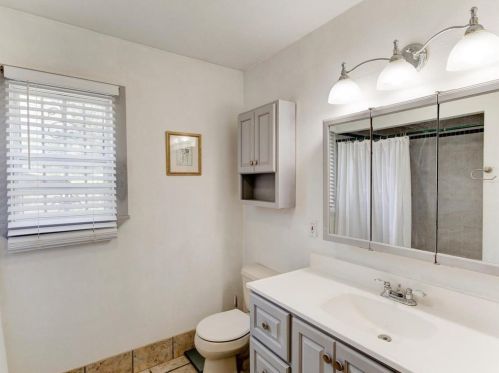 1602 Crest Ridge Dr, Dallas TX  75228-3203 exterior