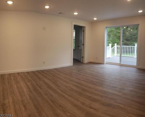 10 Fairfield Ave, Warren NJ  07059-5706 exterior