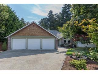 32940 Keys Lndg, Scappoose, OR 97056-2625