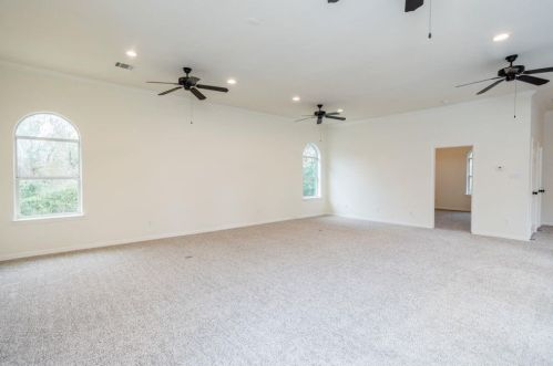 903 Carriage Hl Blvd, Conroe TX  77384-3618 exterior