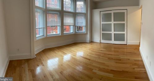 343 18th St, Philadelphia, PA 19103-1239