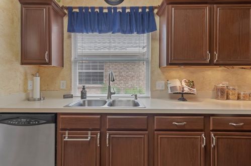 7809 Park Downs Dr, Fort Worth TX  76137-5451 exterior