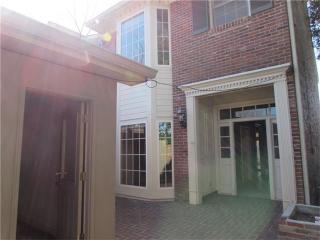 4422 Lake Vista Dr, Metairie LA  70006-2106 exterior