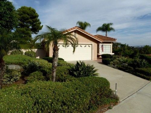 1734 Countryside Dr, Vista CA  92081-8727 exterior