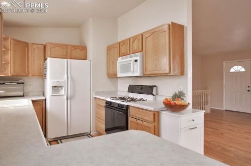 703 Matt Dr, Pueblo CO  81007-6513 exterior