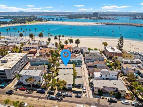 809 Dover Ct, San Diego, CA 92109-8014