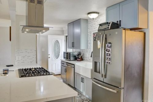 4310 Cecilia Ct, Riverside CA  92503-2711 exterior