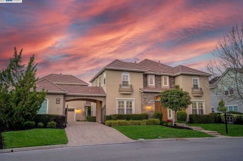 2307 Vineyard Heights Ln, Pleasanton, CA 94566-6302