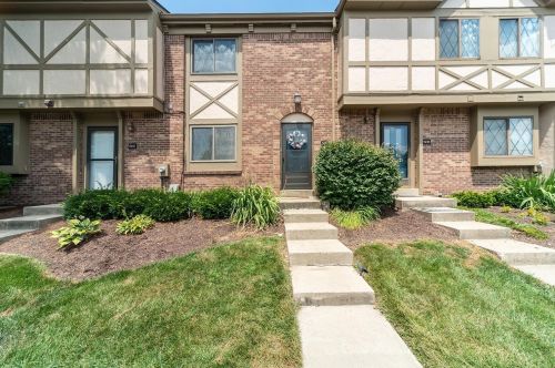 504 Halifax Cir, Cincinnati, OH 45244-1866