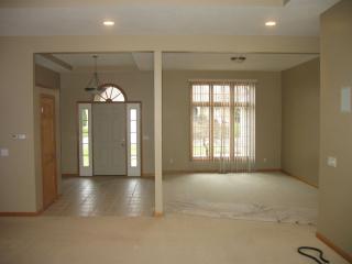5802 Bell Tower Ln, Fort Wayne IN  46815-8586 exterior