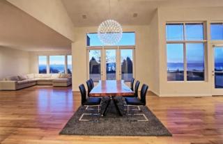 10415 58th St, Kirkland, WA 98033-7418