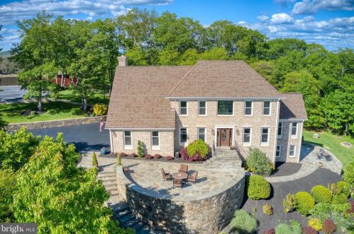 17074 Stormy Dr, Haymarket, VA 20169-2249