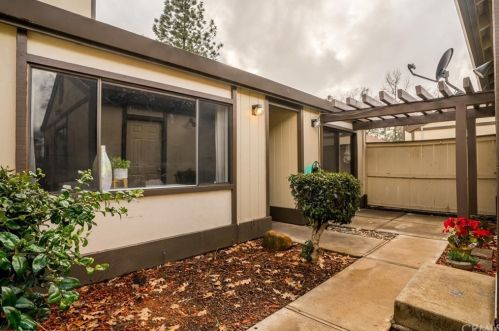 4260 Fieldstone Ct, Paradise, CA 95969-4737