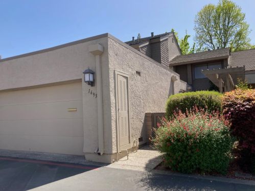 1693 Sandyrock Ct, San Jose, CA 95125-4538