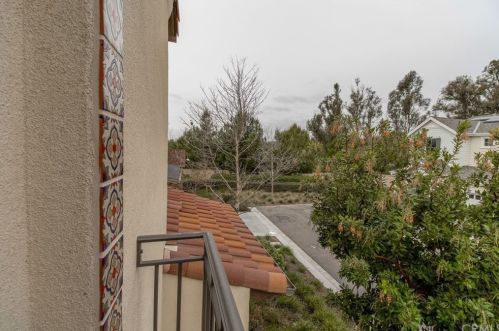 117 Bumblebee, Irvine CA  92618-1150 exterior