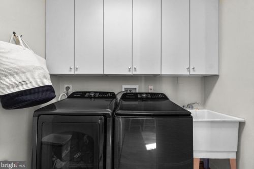 944 Old County Rd, Severna Park MD 21146-4817 exterior