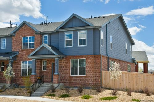 23462 Chenango Pl, Denver, CO 80016-5395
