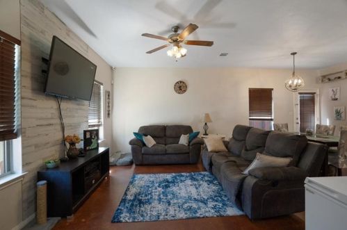 4514 Credo Ln, Austin, TX 78725-2928