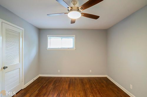 1240 Elva Dr, Atlanta GA  30331-7324 exterior