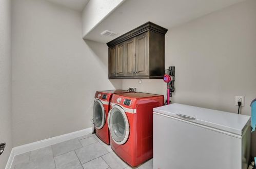 2406 Belton Shores Dr, Conroe TX  77304-4582 exterior