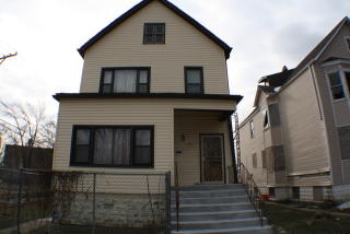 35 118th Pl, Chicago, IL 60628-6103