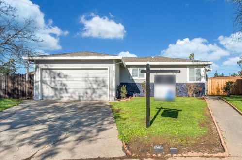 3237 Charters Ct, Rancho Cordova, CA 95670-5807