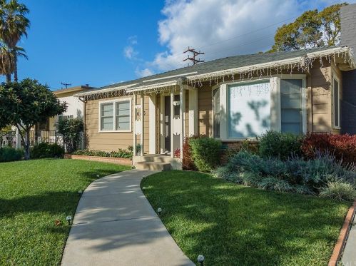 645 Ivy St, Glendale CA  91204-1027 exterior