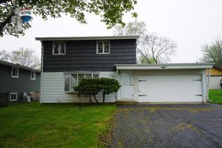 1116 Denver Dr, Carpentersville, IL 60110-1507