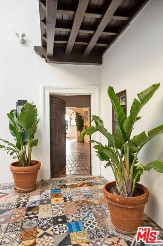 1020 Palisades Beach Rd, Santa Monica, CA 90403-3534