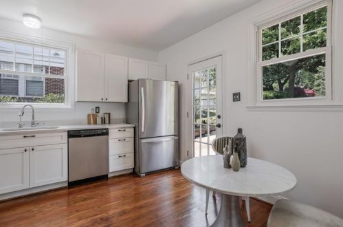 1370 Emory Rd, Atlanta GA  30306-2406 exterior