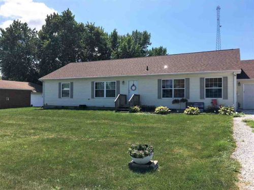 141 Bernadotte St, Bernadotte, IL 61441-5011